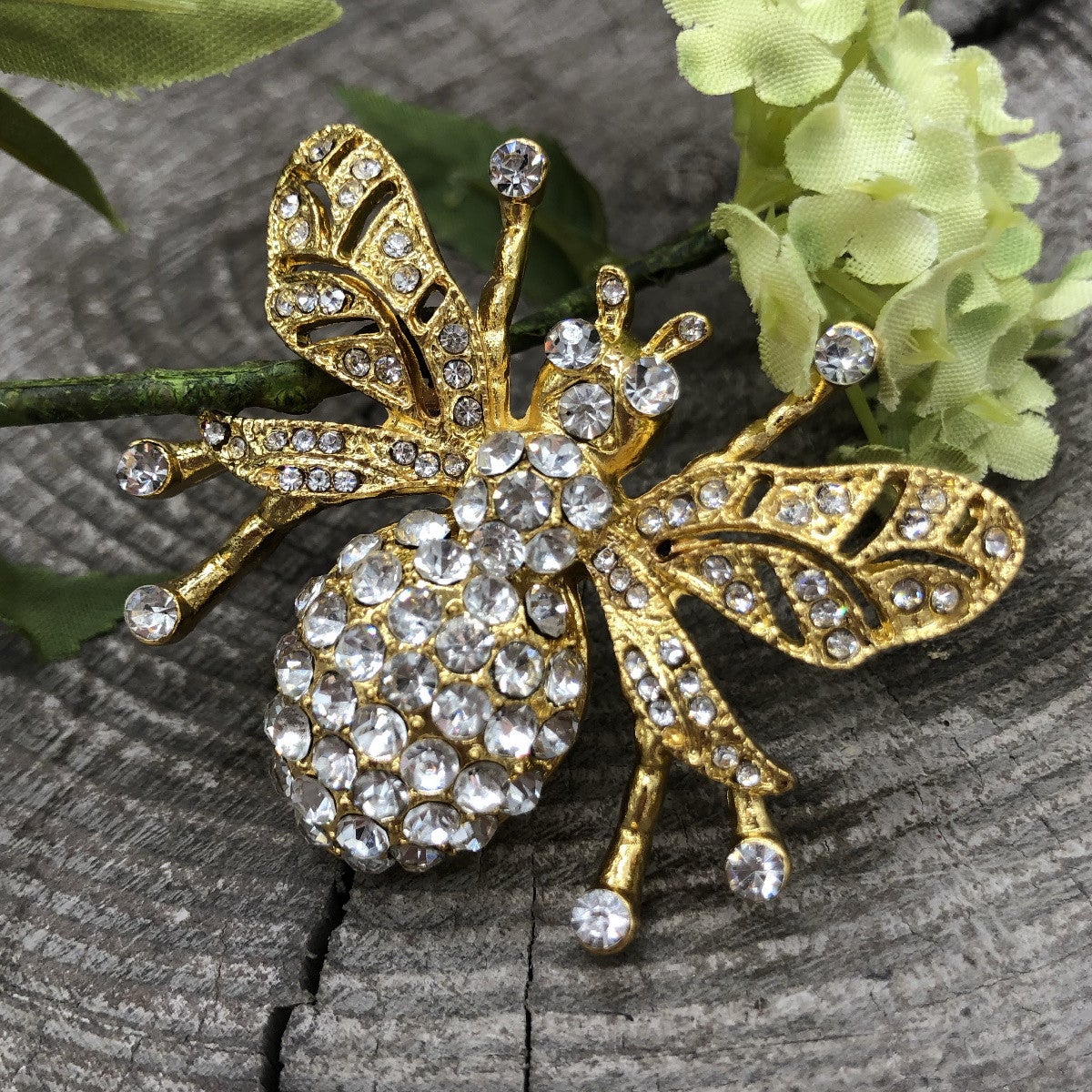 Gold queen bee trendy brooch outlet handcrafted with glass beads and Crystal ,honey bee pin ,sparkly brooch, luxury gift